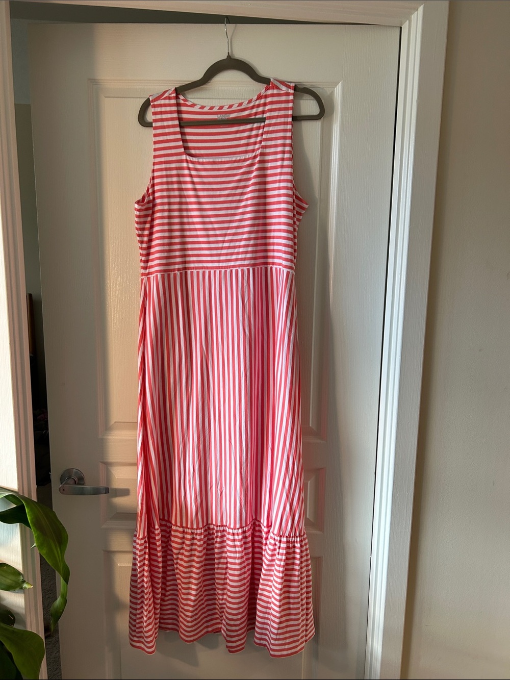 Lands' End Women' Pink and White Striped Sleeveless Maxi Dress NWT Size L